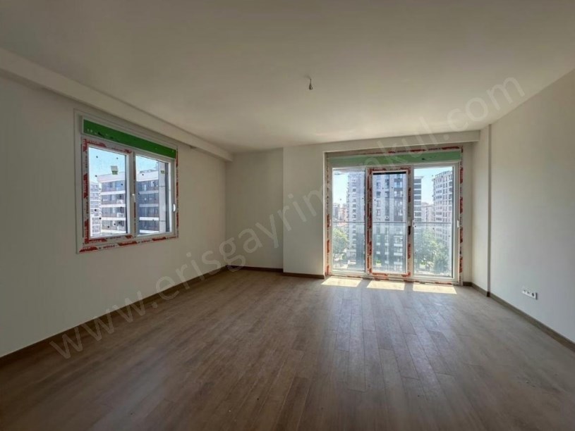 İSTANBUL KADIKÖY ERENKÖYDE  3+1 SIFIR SATILIK DAİRE