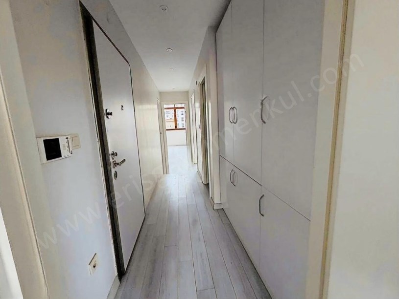 İSTANBUL KADIKÖY BOSTANCI MAH. YENİ BİNADA 2+1 ARAKAT FIRSAT DAİRE