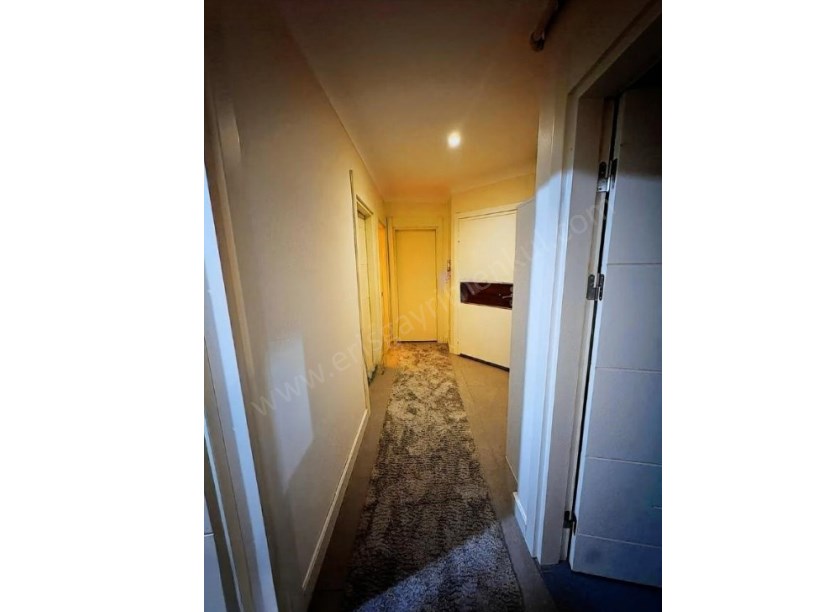 İSTANBUL KADIKÖY Feneryolunda Balkonlu, Kapalı Mutfaklı 2+1 Daire