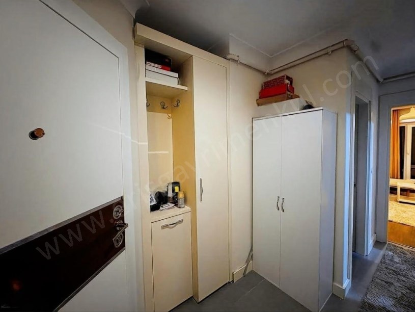 İSTANBUL KADIKÖY Feneryolunda Balkonlu, Kapalı Mutfaklı 2+1 Daire