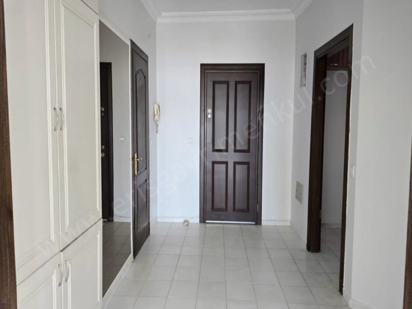 İSTANBUL KADIKÖY KOZYATAĞINDA ADA MANZARALI 3+1 SATILIK DAİRE