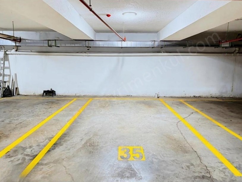 2017 Yapımı Binada Çift Balkonlu, Teraslı, E. Banyolu 215m2 4+2 Fırsat Daire