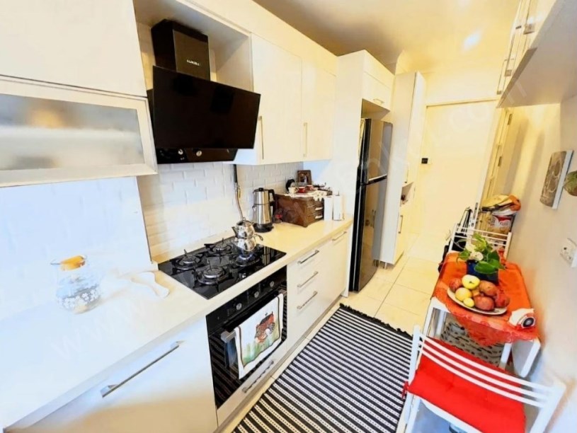 SUADİYEDEN MİNİBÜSE YAKIN PRESTİJLİ BİNADA 85 NET KÖŞE ! MAL SAHİBİ İKAMET ETMEKTEDİR