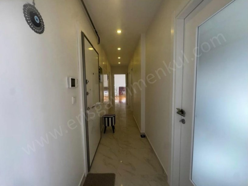 KOZYATAĞI MİNİBÜS CADDESİNE KOMŞU,YENİ BİNADA,KOMBİLİ,BALKONLU 130m² 3+1 SATILIK DAİRE