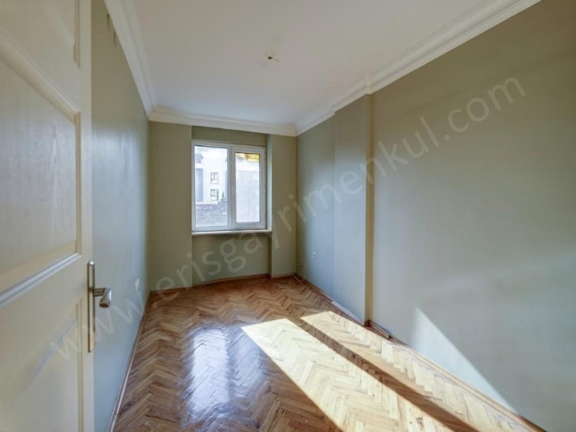 İSTANBUL KADIKÖY Bostancıda 107 m² NET, Boş 3+1   Marmaraya Yakın