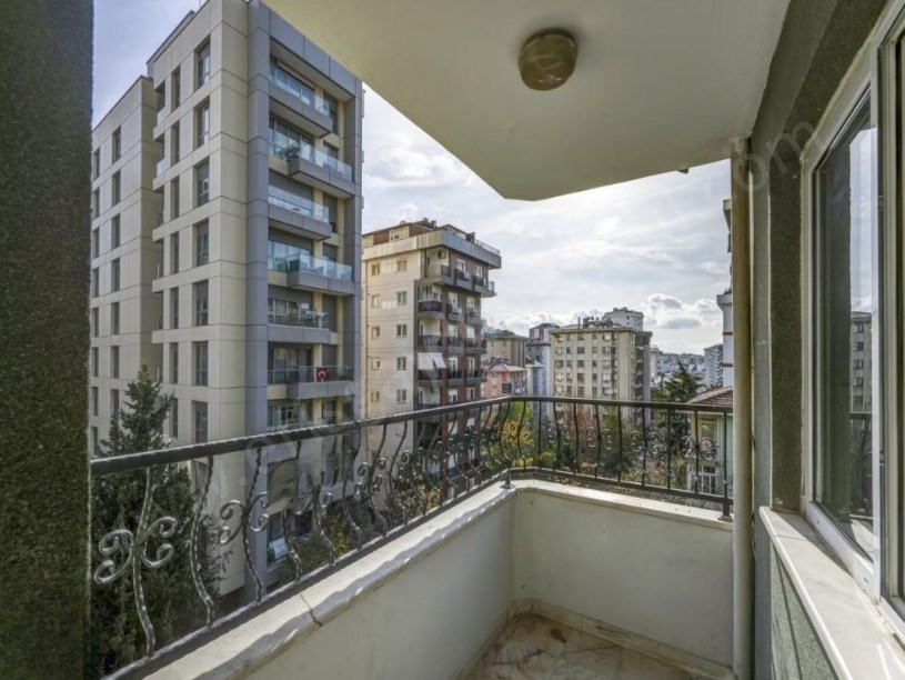 İSTANBUL KADIKÖY Bostancıda 107 m² NET, Boş 3+1   Marmaraya Yakın