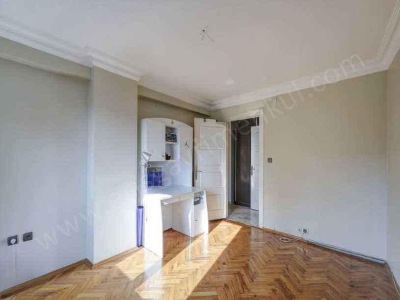 İSTANBUL KADIKÖY Bostancıda 107 m² NET, Boş 3+1   Marmaraya Yakın