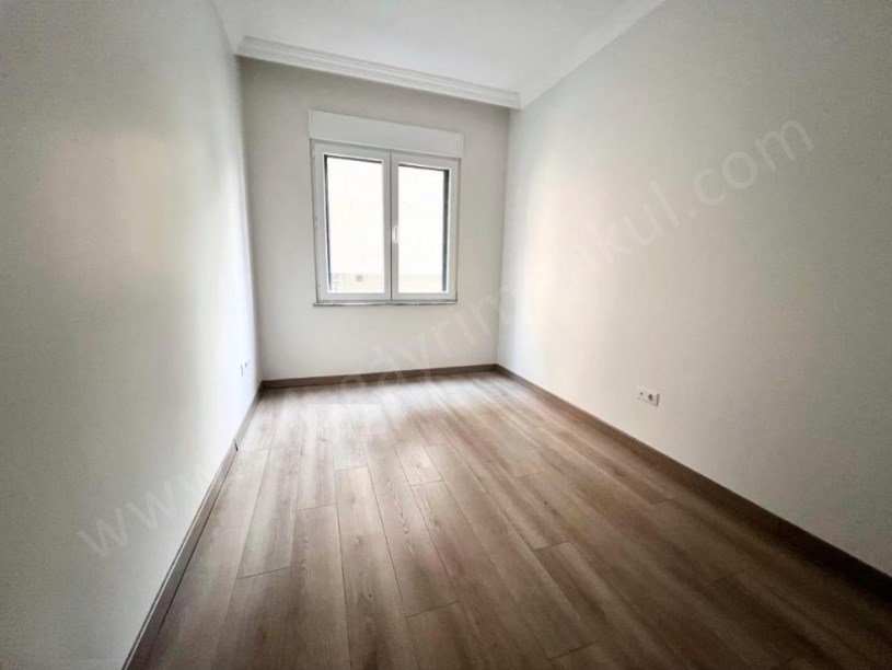 İSTANBUL KADIKÖY Erenköyde 2020 Yapımı 4+1 Balkonlu, Ebeveynli 170 m²