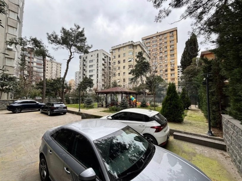 İSTANBUL KADIKÖY Erenköyde 2020 Yapımı 4+1 Balkonlu, Ebeveynli 170 m²