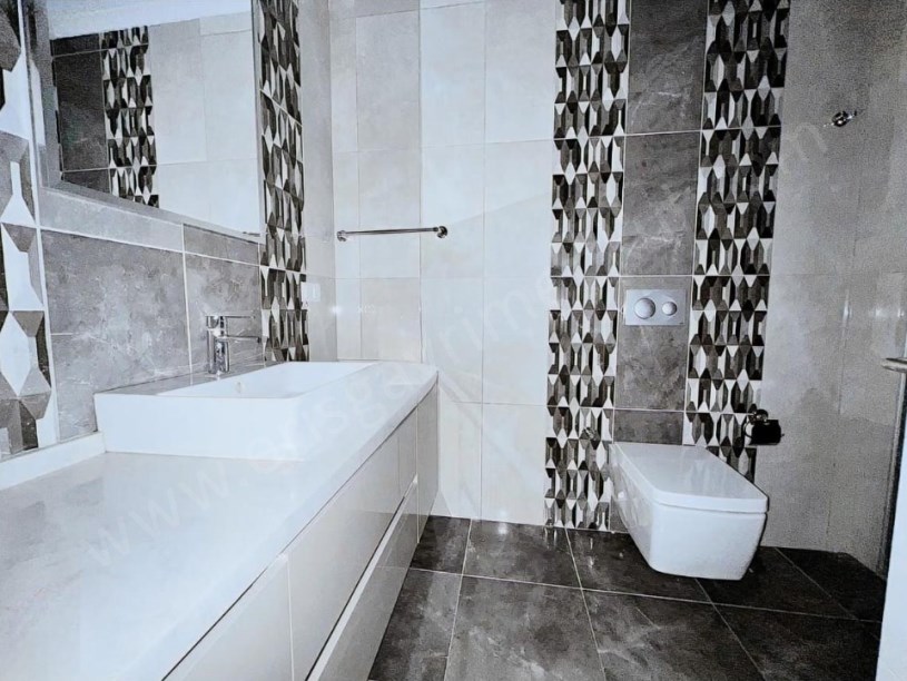 İSTANBUL KADIKÖY Erenköyde 2020 Yapımı 4+1 Balkonlu, Ebeveynli 170 m²