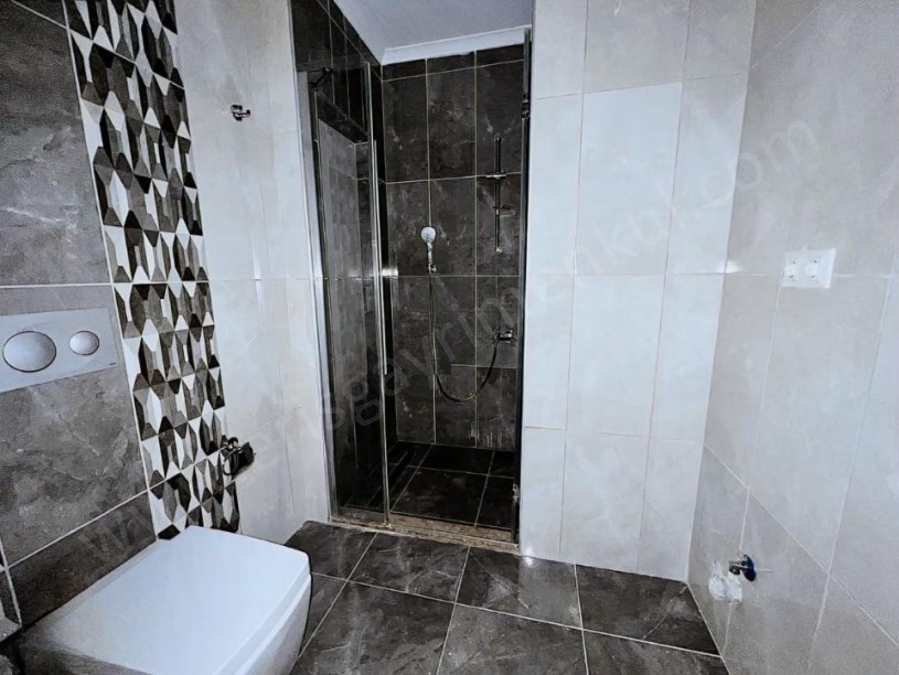 İSTANBUL KADIKÖY Erenköyde 2020 Yapımı 4+1 Balkonlu, Ebeveynli 170 m²