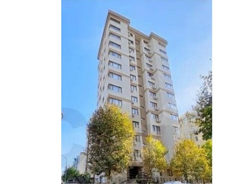 İSTANBUL KADIKÖY SAHRAYICEDİT METROYA 7dk,ÇİFT OTOPARKLI YENİ 145M2,3+1