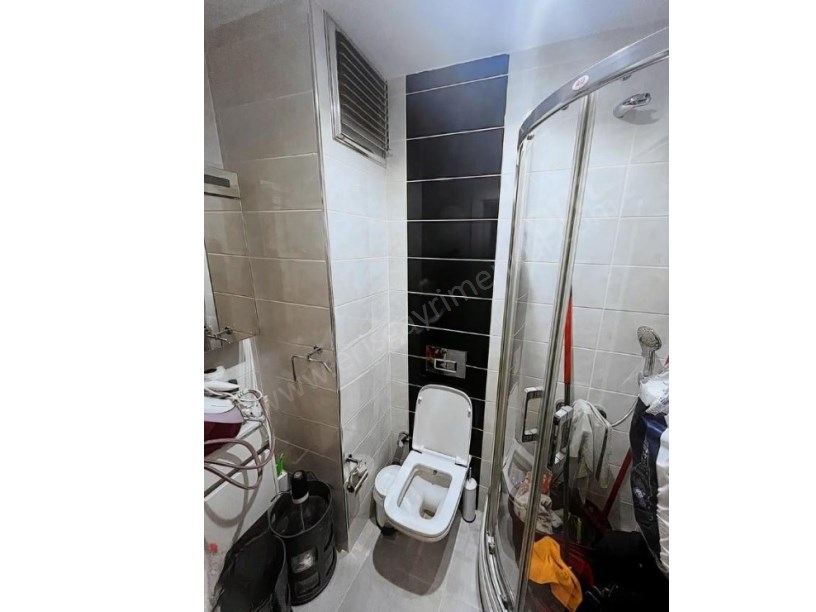 İSTANBUL KADIKÖY ERENKÖY DE  SATILIK 3+1