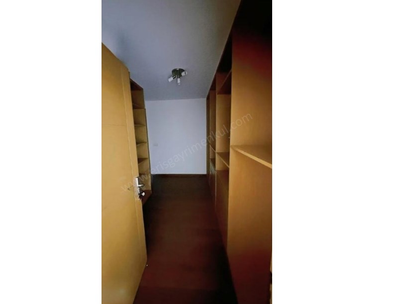 İSTANBUL KADIKÖY SUADİYE EMİN ALİ PAŞA CADDESİNDE 260 m2 3+2 DUBLEX DAİRE