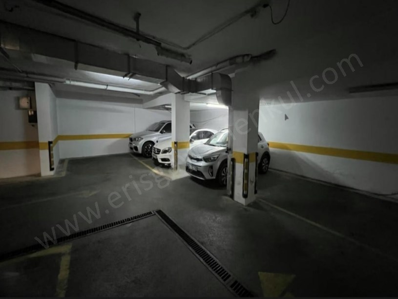 İSTANBUL KADIKÖY SUADİYE EMİN ALİ PAŞA CADDESİNDE 260 m2 3+2 DUBLEX DAİRE