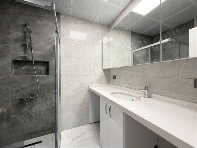 İNÖNÜ CAD.DE SIFIR BİNADA BOŞ .. YERDEN ISITMA EBEVEYN BANYOLU 3+1 DAİRE KADIKÖY  İST.