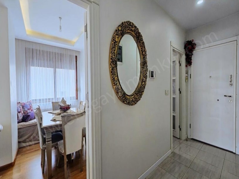 İSTANBUL KADIKÖY KOZYATAĞI METROYA YAKIN 3+1 BALKONLU SATILIK