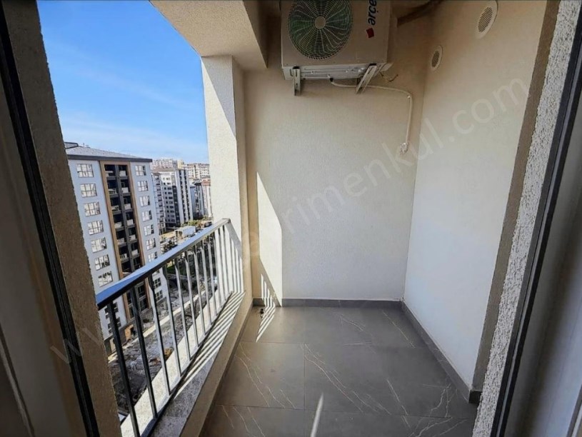 İSTANBUL KADIKÖY KAZASKERDE ANAHTAR TESLİM DENİZ MANZARALI SATILIK 3+1