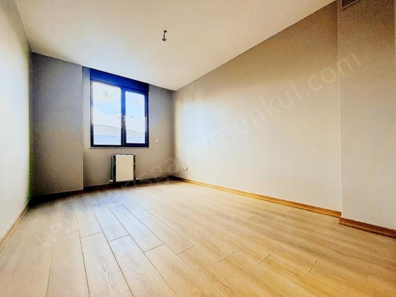 İSTANBUL KADIKÖY Kozyatağında Satılık Sıfır 3+1 Daire 