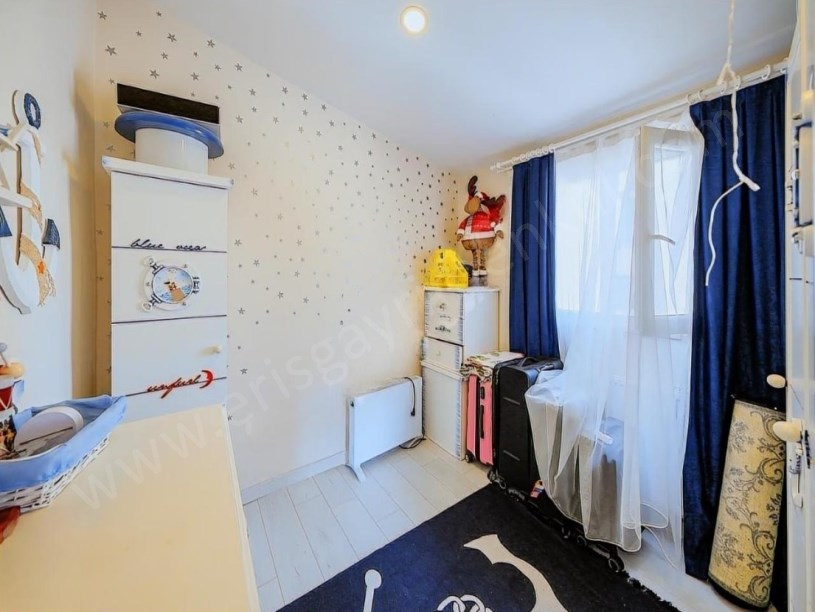 İSTANBUL KADIKÖY KOZYATAĞI İNÖNÜ CADDESİNDE SATILIK 4+1 DUBLEX