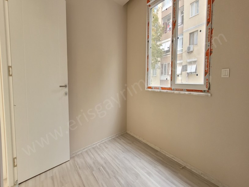 KOZYATAĞI 724 GÜVENLİK YENİ BİNADA YERDEN ISITMALI 75M2 2+1 DAİRE KADIKÖY İSTANBUL