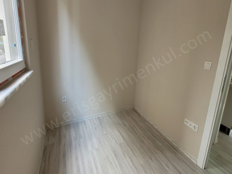 KOZYATAĞI 724 GÜVENLİK YENİ BİNADA YERDEN ISITMALI 75M2 2+1 DAİRE KADIKÖY İSTANBUL