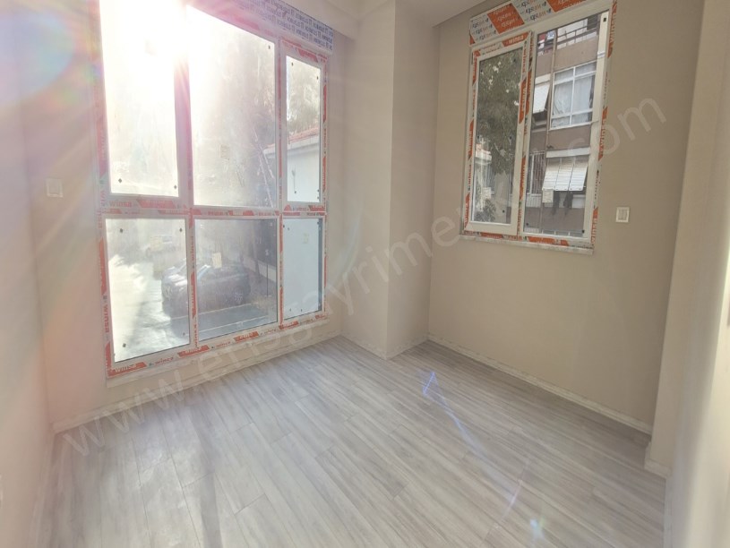 KOZYATAĞI 724 GÜVENLİK YENİ BİNADA YERDEN ISITMALI 75M2 2+1 DAİRE KADIKÖY İSTANBUL