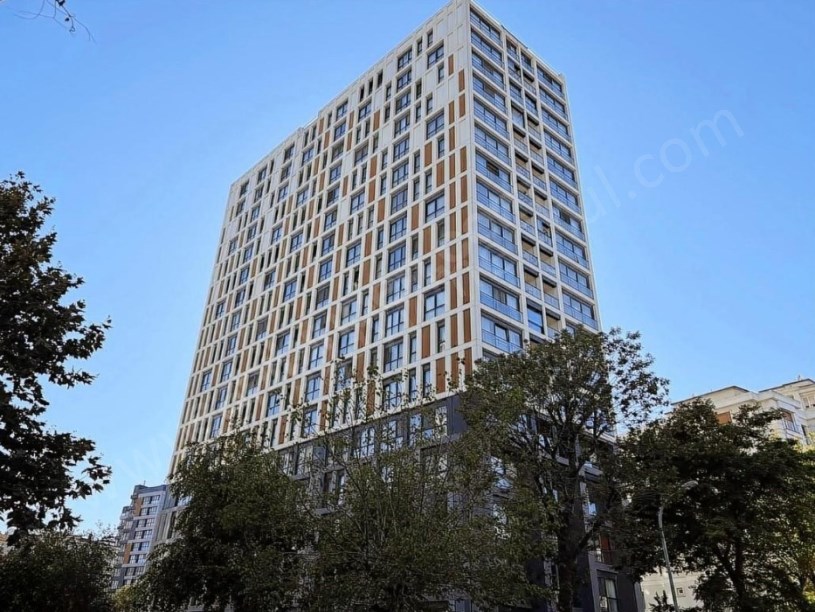 İSTANBUL SUADİYE DE  ( Boş ) 3+1 Satılık Daire