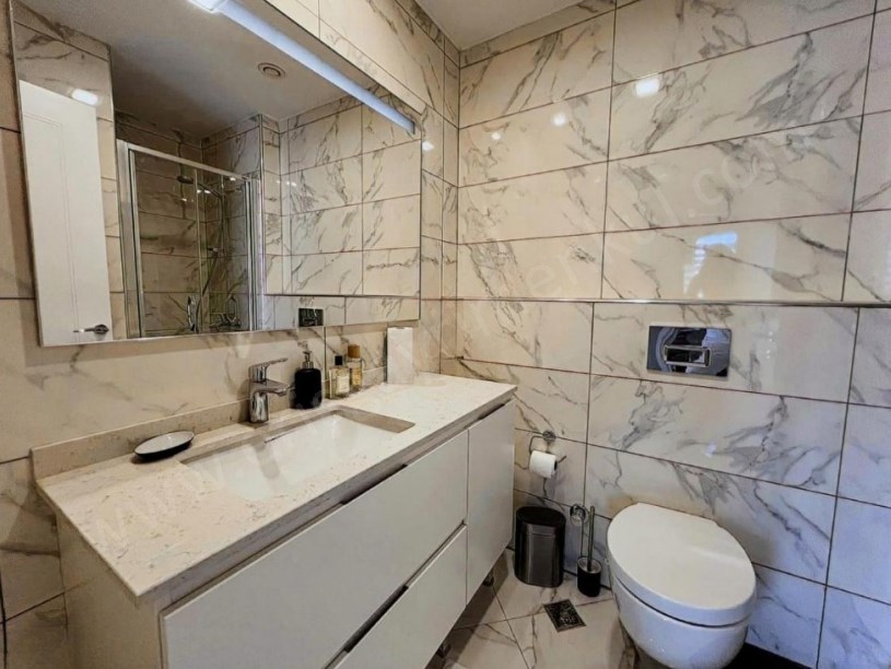 İSTANBUL SUADİYE DE  ( Boş ) 3+1 Satılık Daire