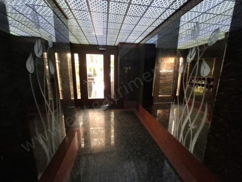 İSTANBUL KADIKÖY Göztepede Satılık 3+1 Daire   Bağdat Caddesi Yakını