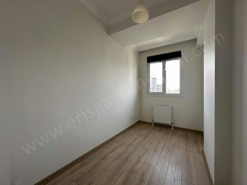 Kadıköy Erenköyde Merkezi Konumda 3+1 95 m² Ferah Daire