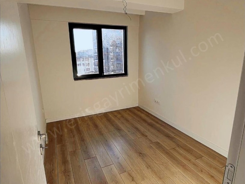 İSTANBUL KADIKÖY Kozyatağında Satılık 60 m2 Net 2+1 Daire
