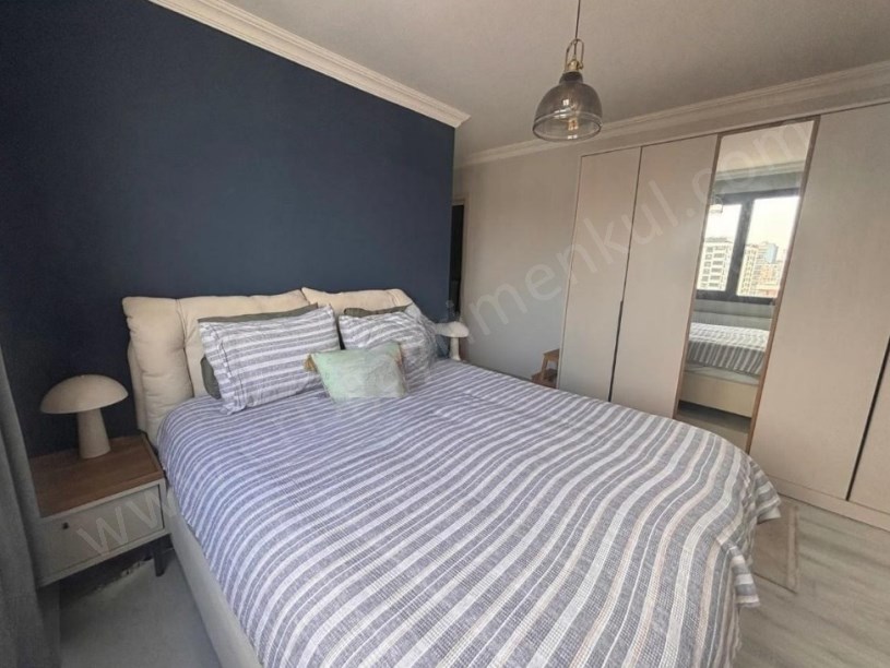 İSTANBUL KADIKÖY Kozyatağında Satılık 2+1, 70m² Net, Tamamiyle Önü Açık Ferah..