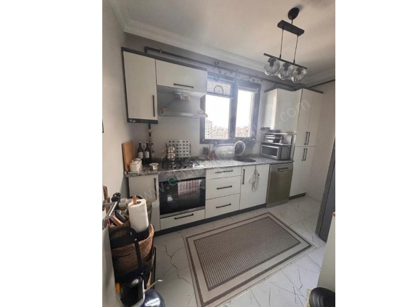 İSTANBUL KADIKÖY Kozyatağında Satılık 2+1, 70m² Net, Tamamiyle Önü Açık Ferah..