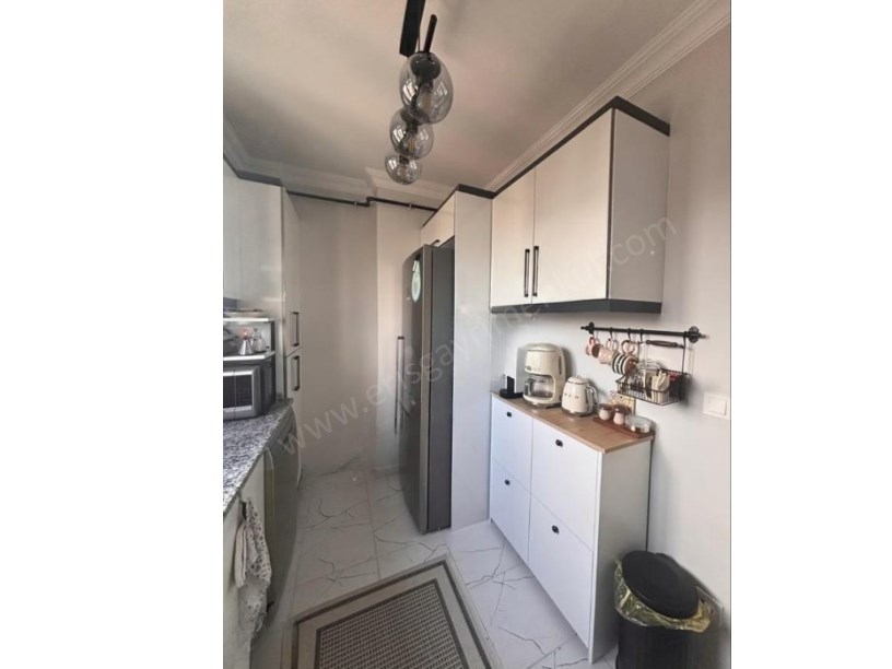 İSTANBUL KADIKÖY Kozyatağında Satılık 2+1, 70m² Net, Tamamiyle Önü Açık Ferah..