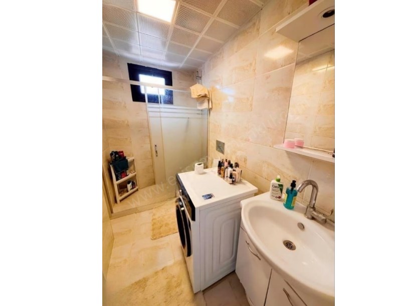 İSTANBUL KADIKÖY KOZYATAĞINDA Deniz Manzaralı, Teraslı, 14. Kat 2+1 Satılık Daire