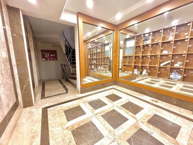 İSTANBUL KADIKÖY KOZYATAĞI 19 MAYISTA MERKEZİ KONUMDA SATILIK DAİRE