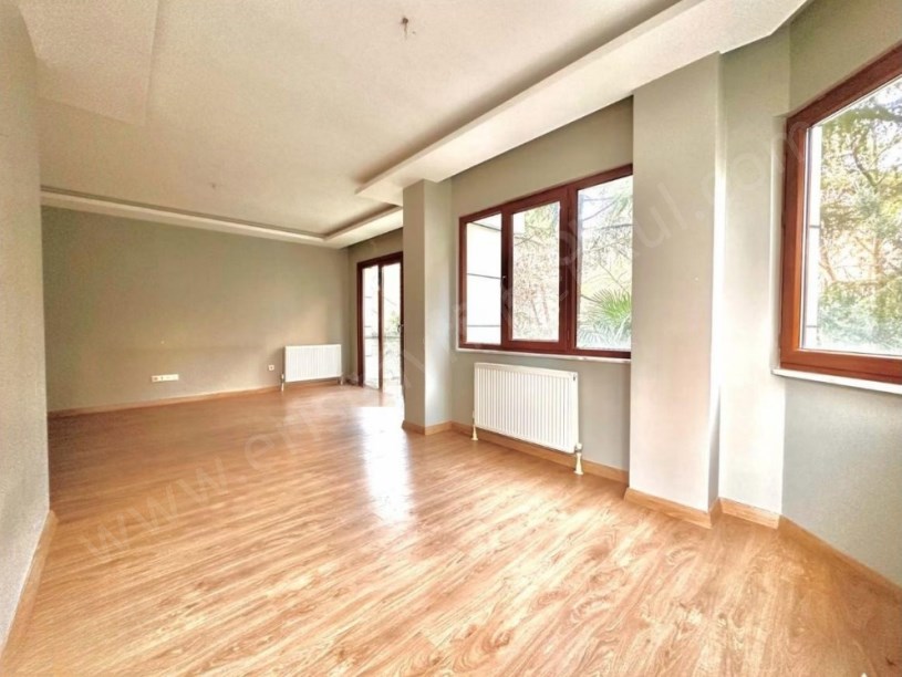 İSTANBUL KADIKÖY KOZYATAĞI 19 MAYISTA MERKEZİ KONUMDA SATILIK DAİRE