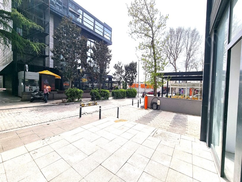 CADDEBOSTAN İSKELE SK ÜZERİ MİGROS TARAFI 40 M2 ÖN KULLANIMLI