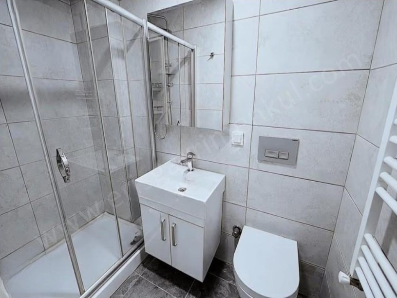 İSTANBUL Kadıköy Bostancıda Metroya 1 Dakika   3+1 Satılık Daire