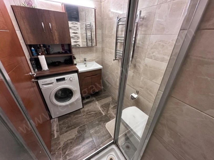 İSTANBUL KADIKÖY SUADİYE FERİDE GEÇİTİNDE 95m2 2+1 BALKONLU ULTRA LÜKS