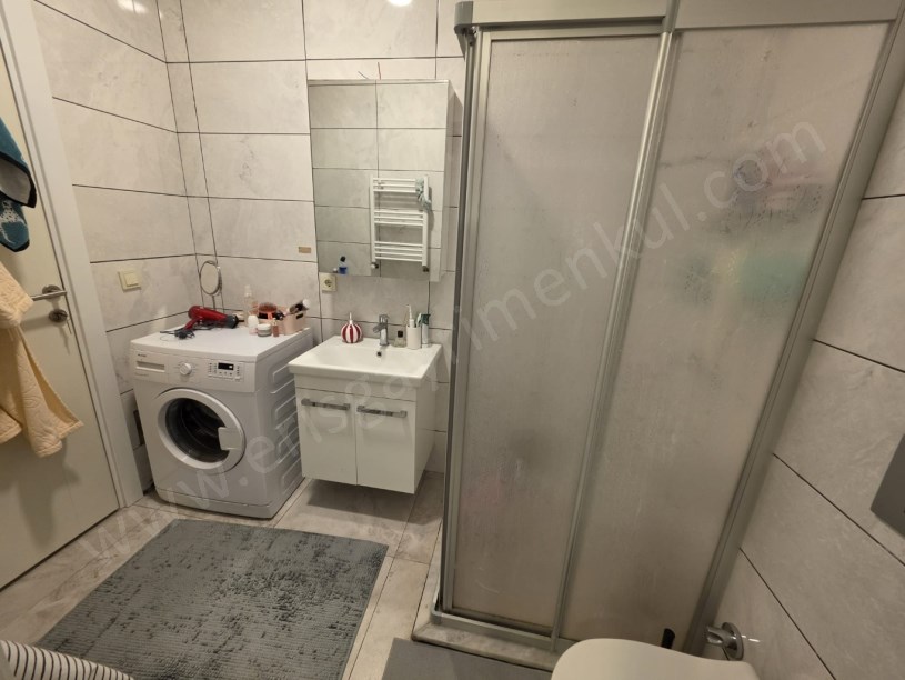 ACIBADEMİN MERKEZİ KONUMUNDA TERASLI DUBLEKS 2+1 ÇİFT BANYOLU