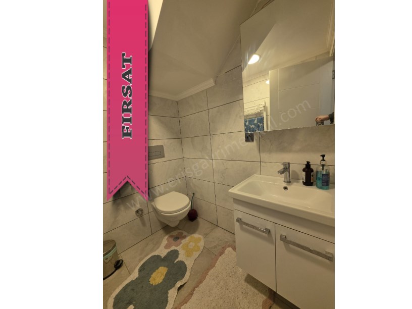 ACIBADEMİN MERKEZİ KONUMUNDA TERASLI DUBLEKS 2+1 ÇİFT BANYOLU