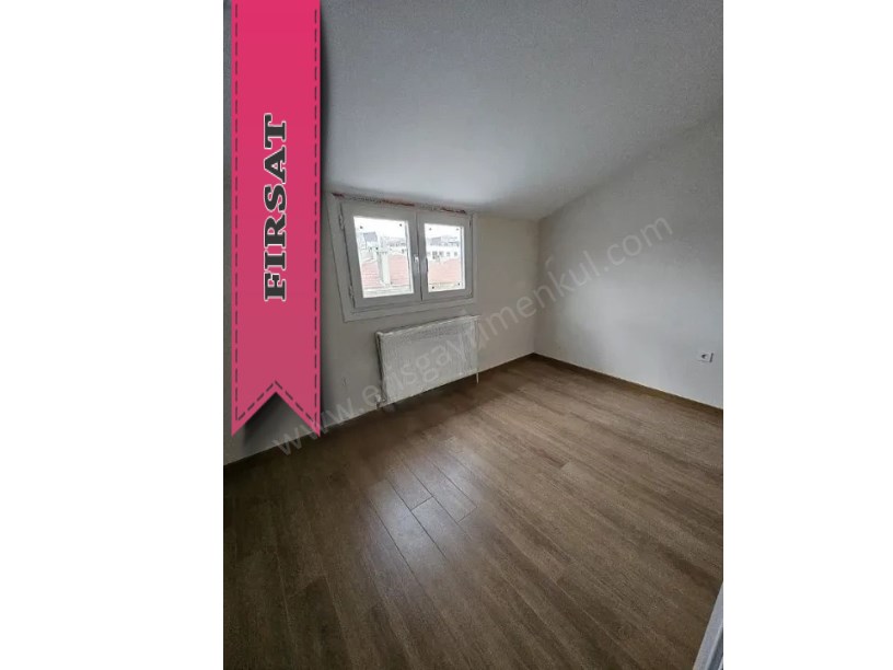İSKANLI ASANSÖRLÜ KAPALI OTOPARKLI SIFIR BİNADA TERASLI 4+2 DUBLEX DAİRE MALTEPE İSTANBUL