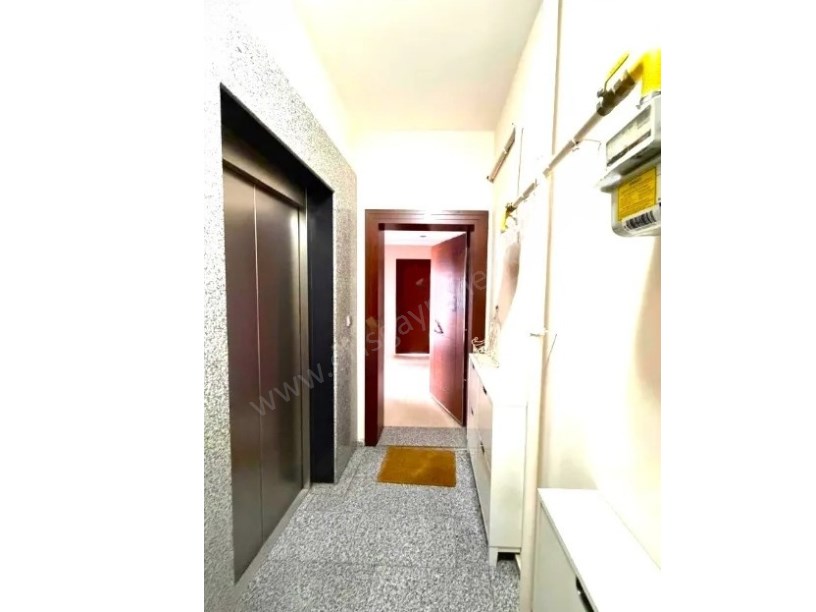 KOZYATAĞI PRESTİLİ HAVUZLU SİTEDE 4+1 EMSALSİZ FIRSAT DAİRE