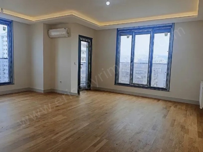 İSTANBUL KADIKÖY BOSTANCI PROF. ALİ NİHAT TARLAN CAD. DENİZ MANZARALI SATILIK 3+1