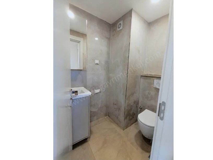 İSTANBUL KADIKÖY BOSTANCI PROF. ALİ NİHAT TARLAN CAD. DENİZ MANZARALI SATILIK 3+1