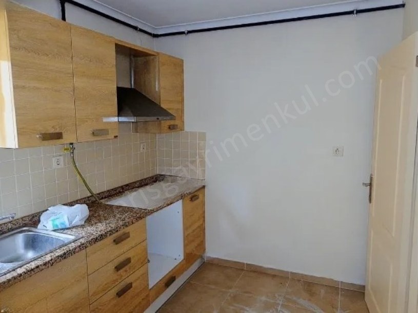 İSTANBUL KADIKÖY ZİRVEDEN BOSTANCIDA METROYA YAKIN 2+1 85 M2 NET SATILIK DAİRE
