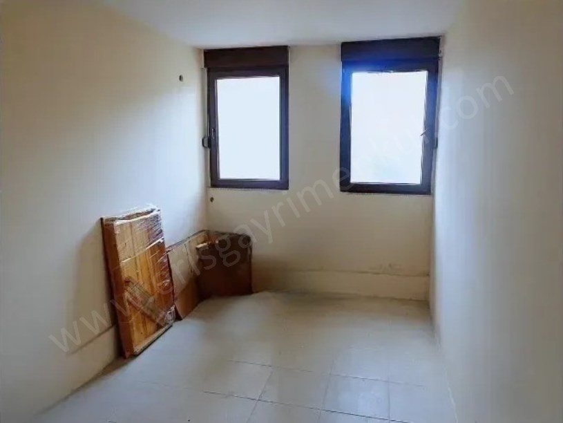 İSTANBUL KADIKÖY ZİRVEDEN BOSTANCIDA METROYA YAKIN 2+1 85 M2 NET SATILIK DAİRE