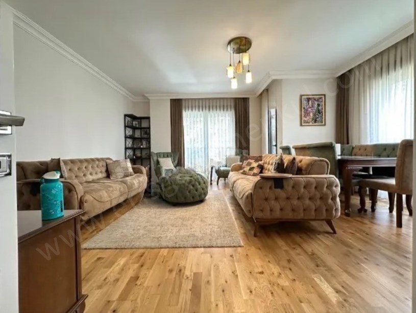 İSTANBUL KADIKÖY SUADİYE  MARMARAYA 2ADIM 3YILLIK 135M2 BALKONLU LÜX